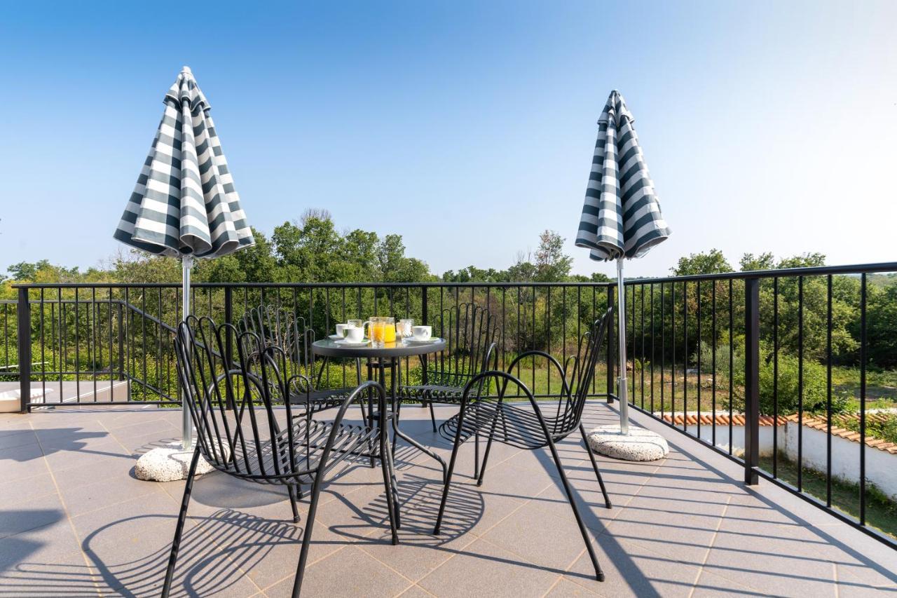 Apartments Oliva بوريتش المظهر الخارجي الصورة