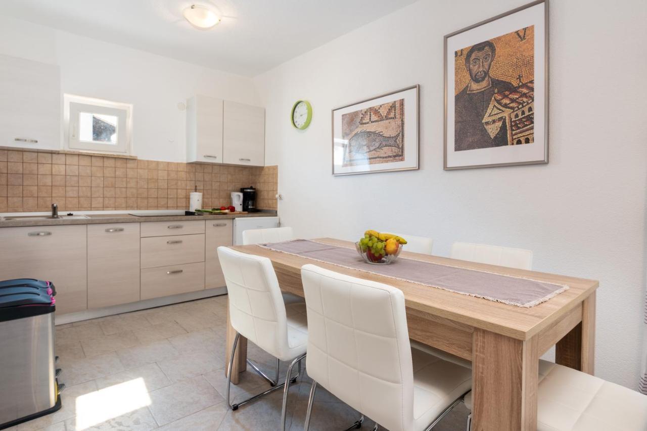 Apartments Oliva بوريتش المظهر الخارجي الصورة