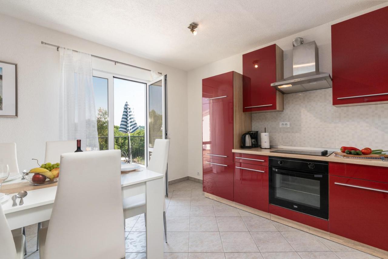 Apartments Oliva بوريتش المظهر الخارجي الصورة